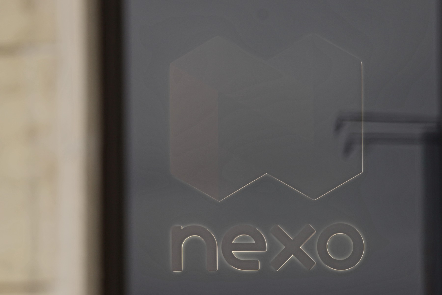 Блумбърг: Nexo с 2,5% спад в печалбите след българската акция
