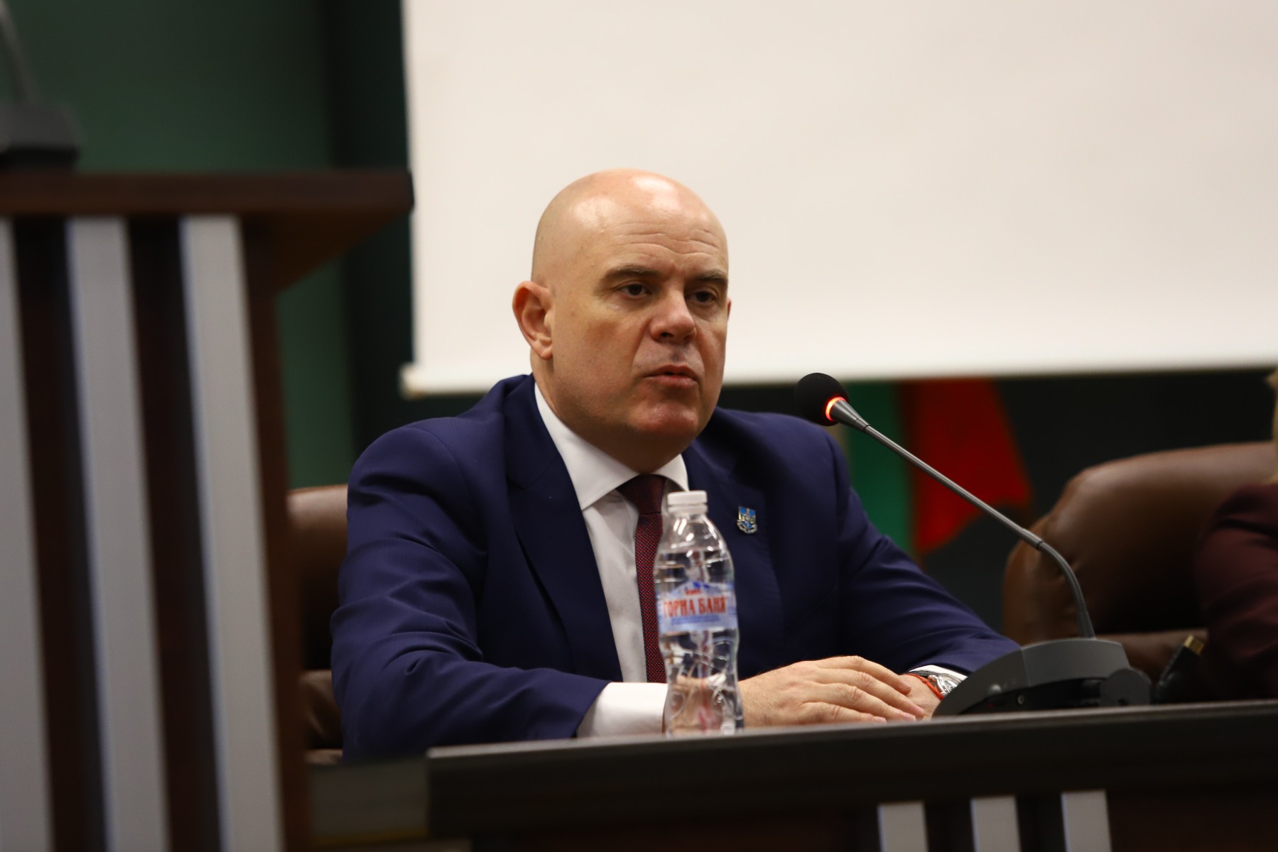 Гешев: Няма да позволя безогледен погром върху прокуратурата заради лични и тяснопартийни амбиции