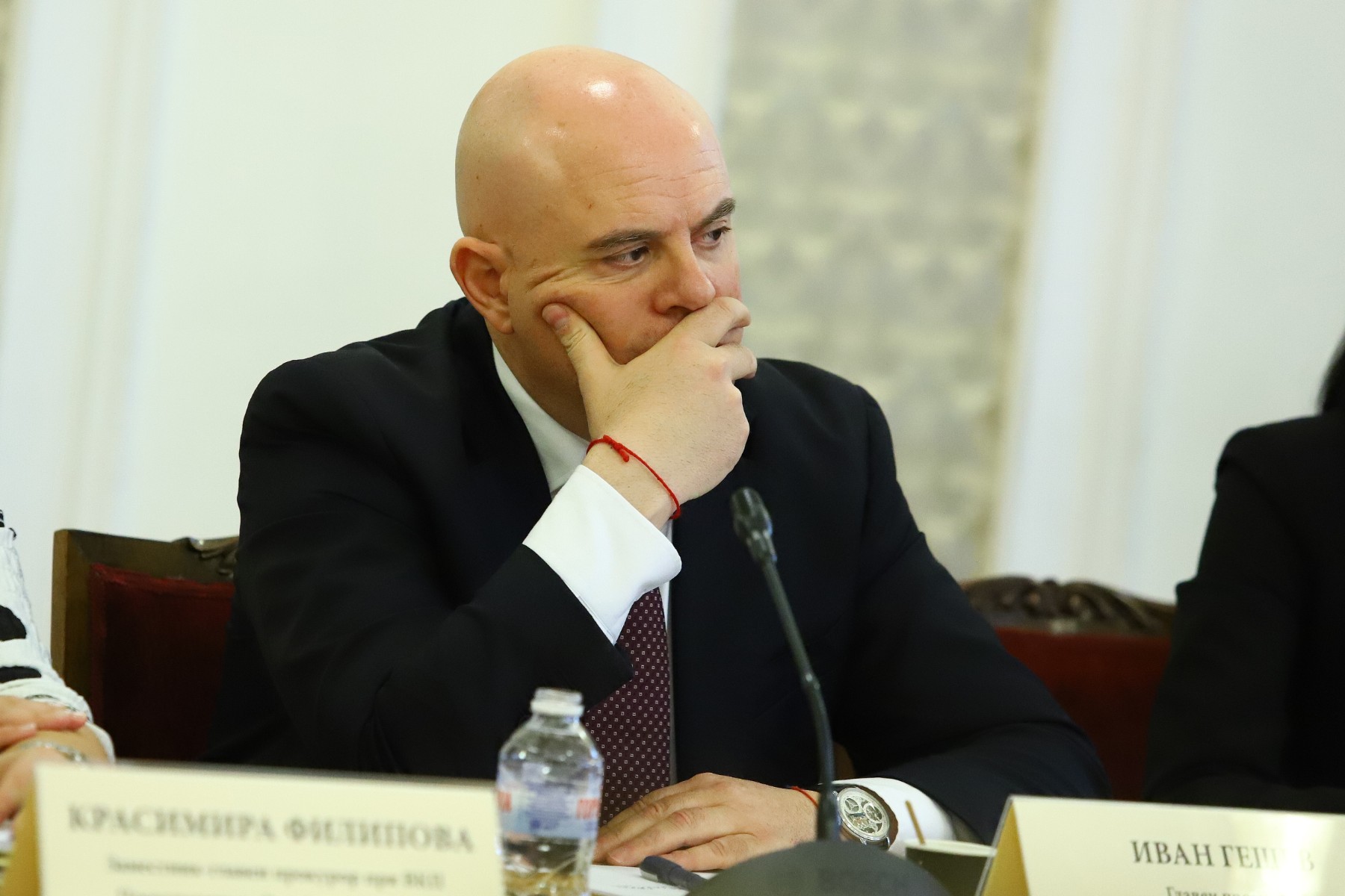 Гешев: Смъртта на мигрантите е резултат от дезинтеграцията и войната между институциите