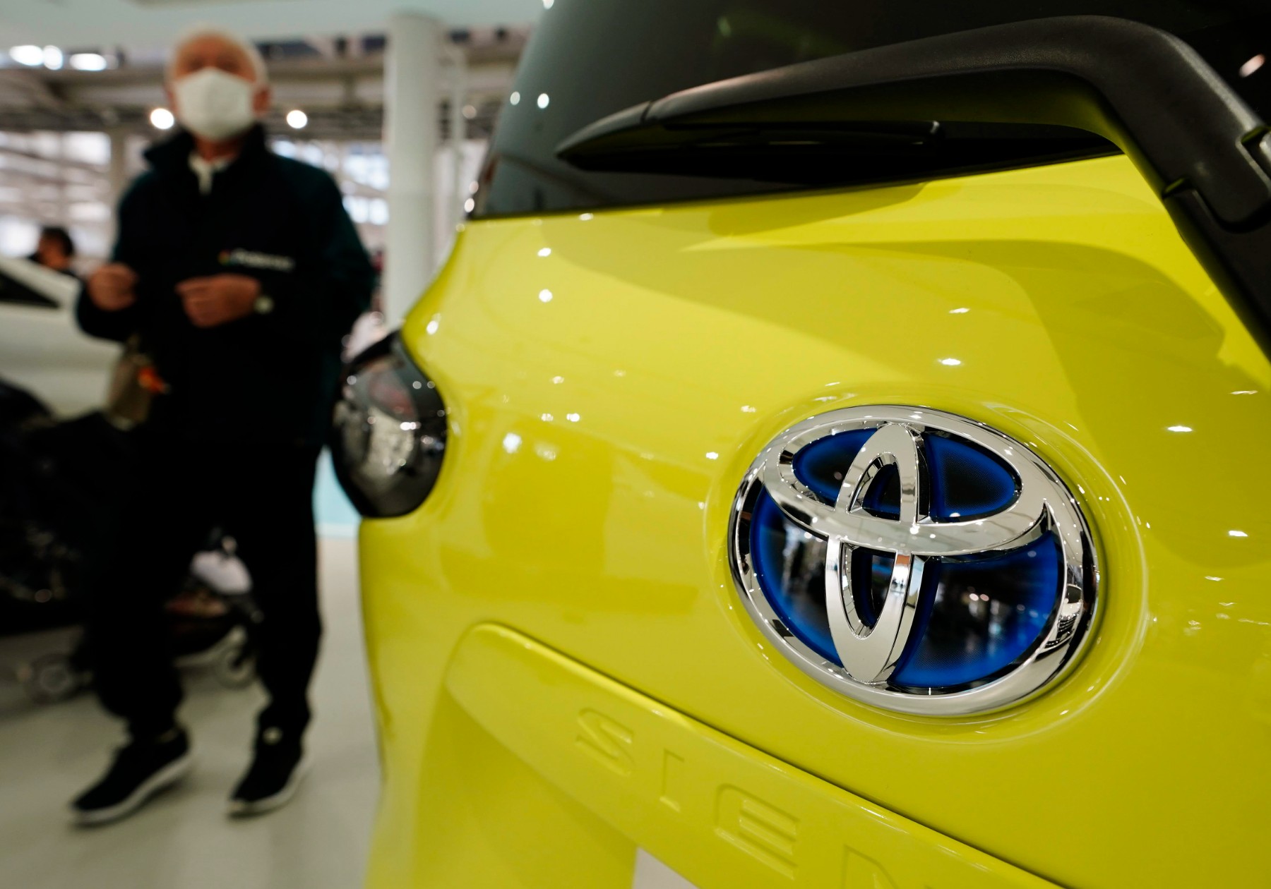 Рекорден скок в световните продажби на „Toyota“