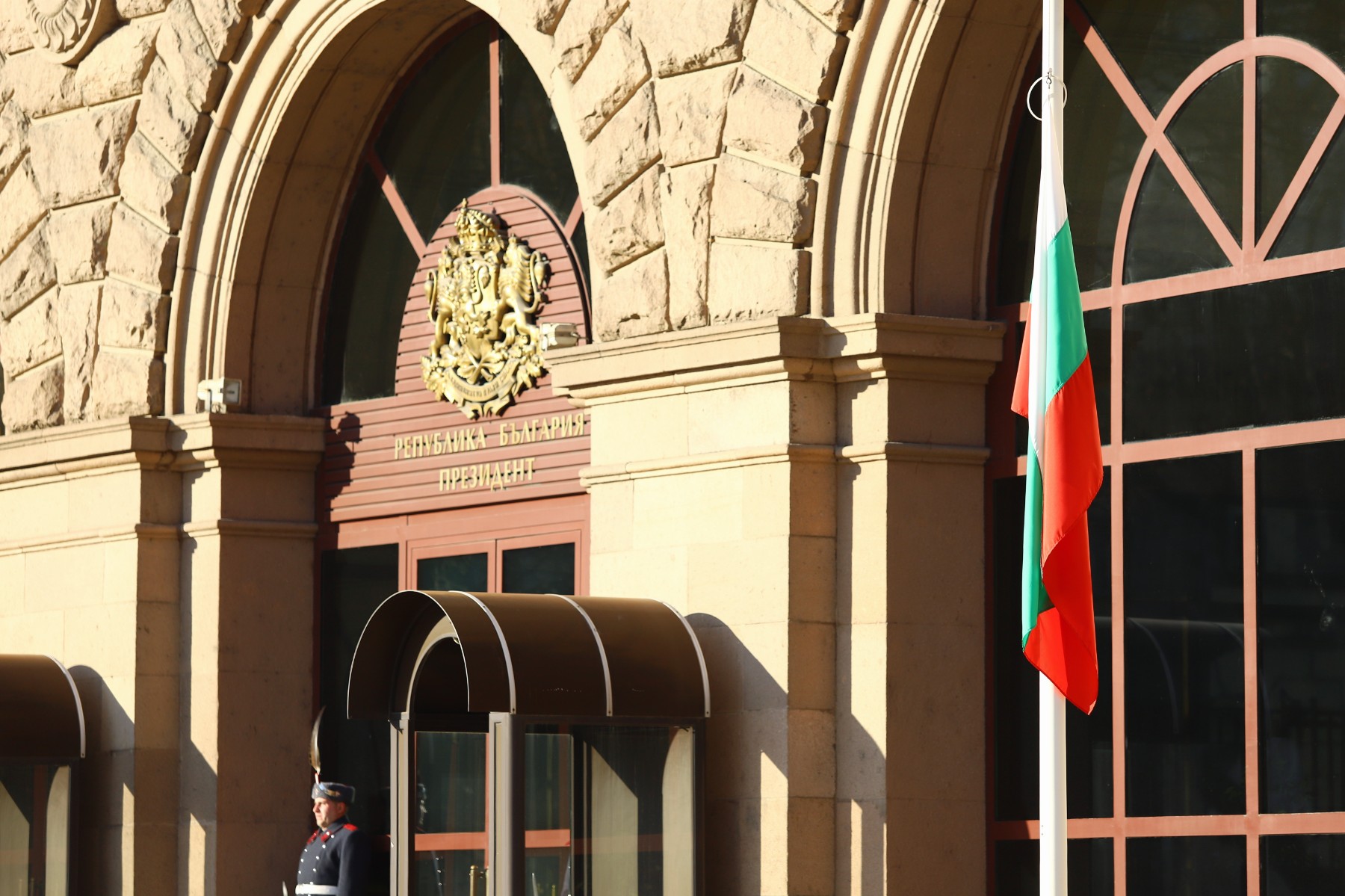 Радев: Приоритетна цел за България и Румъния е Шенген