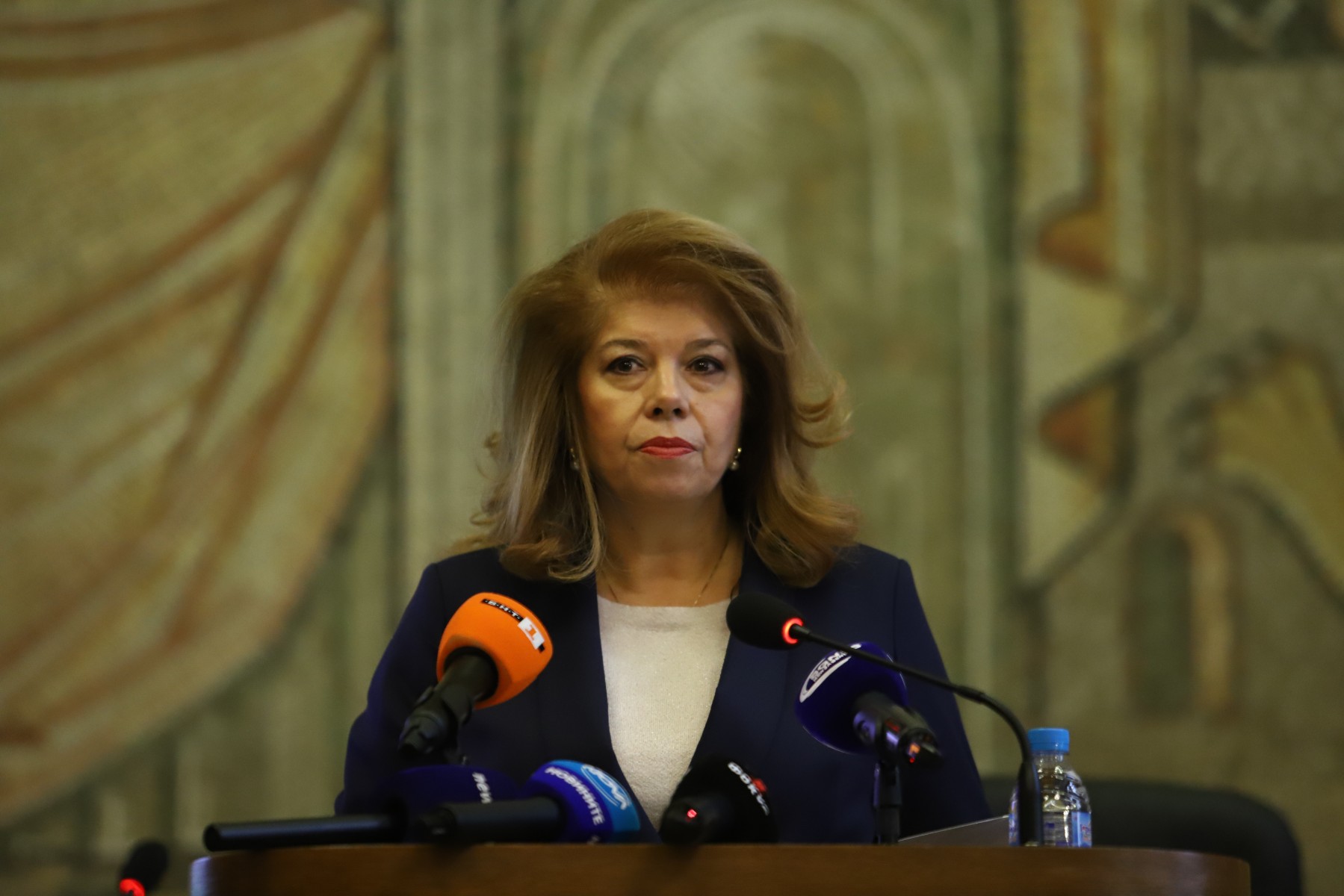 Йотова за списъка Магнитски: Още едно доказателство, че не сме си свършили работата