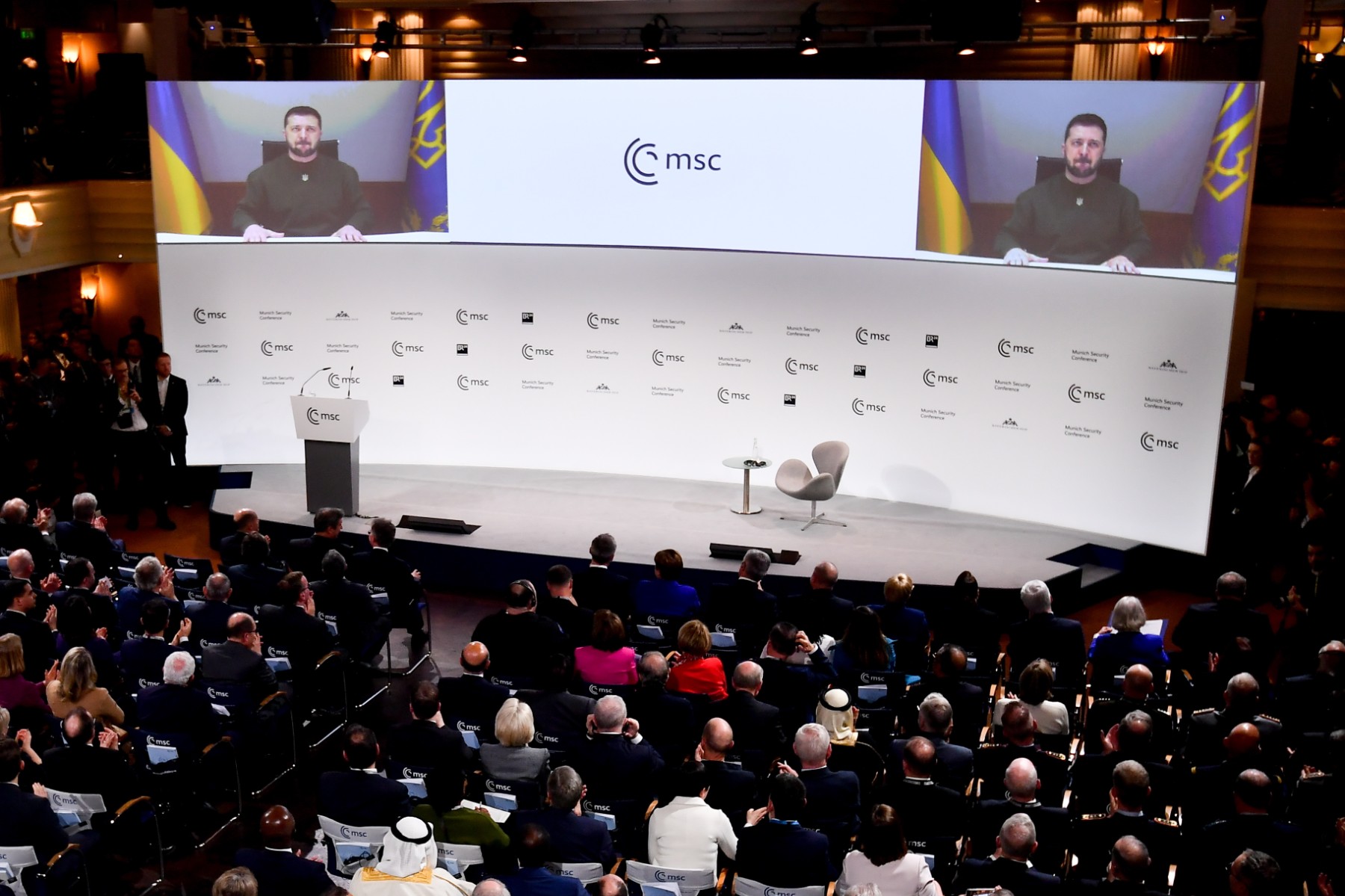 Мюнхенската конференция по сигурността: Европа обеща по-голяма подкрепа за Киев