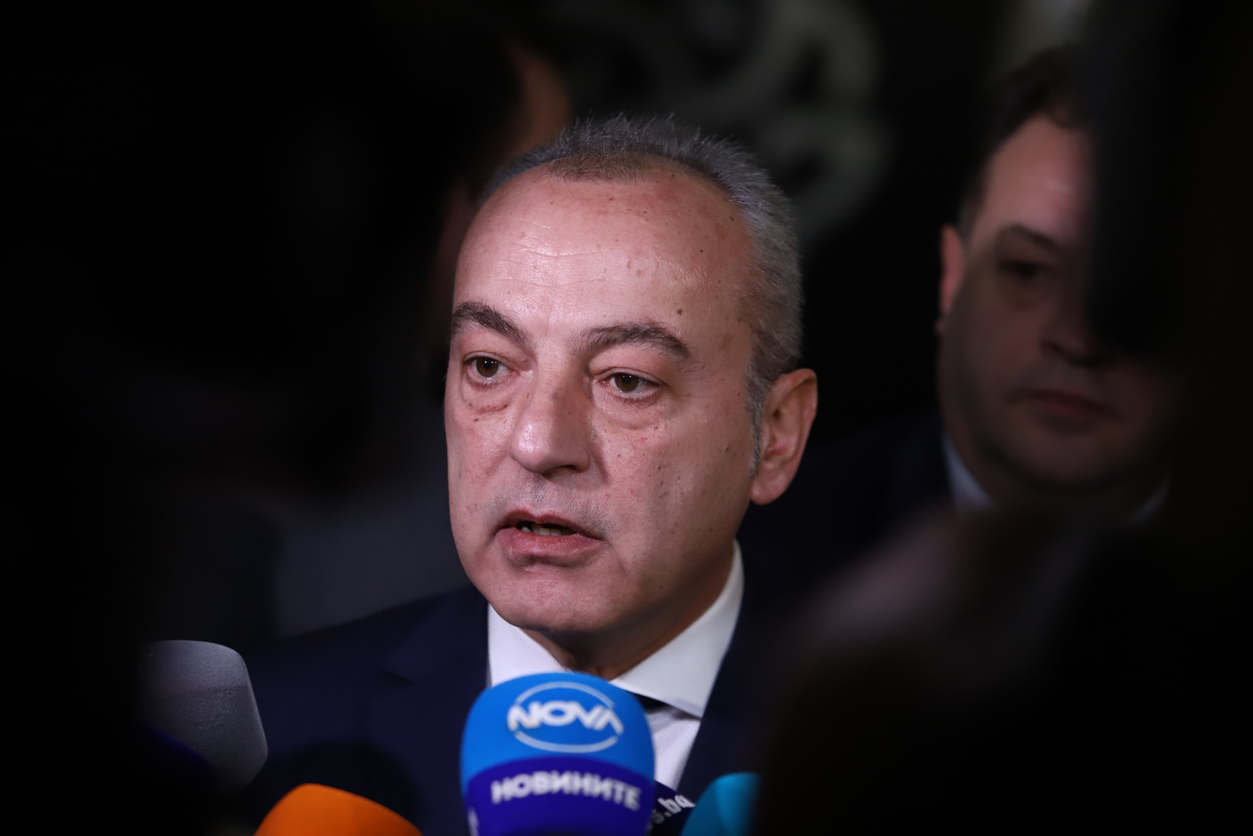 Донев: Не виждам как оставката на говорителя на ЦИК би повлияла на резултатите от изборите