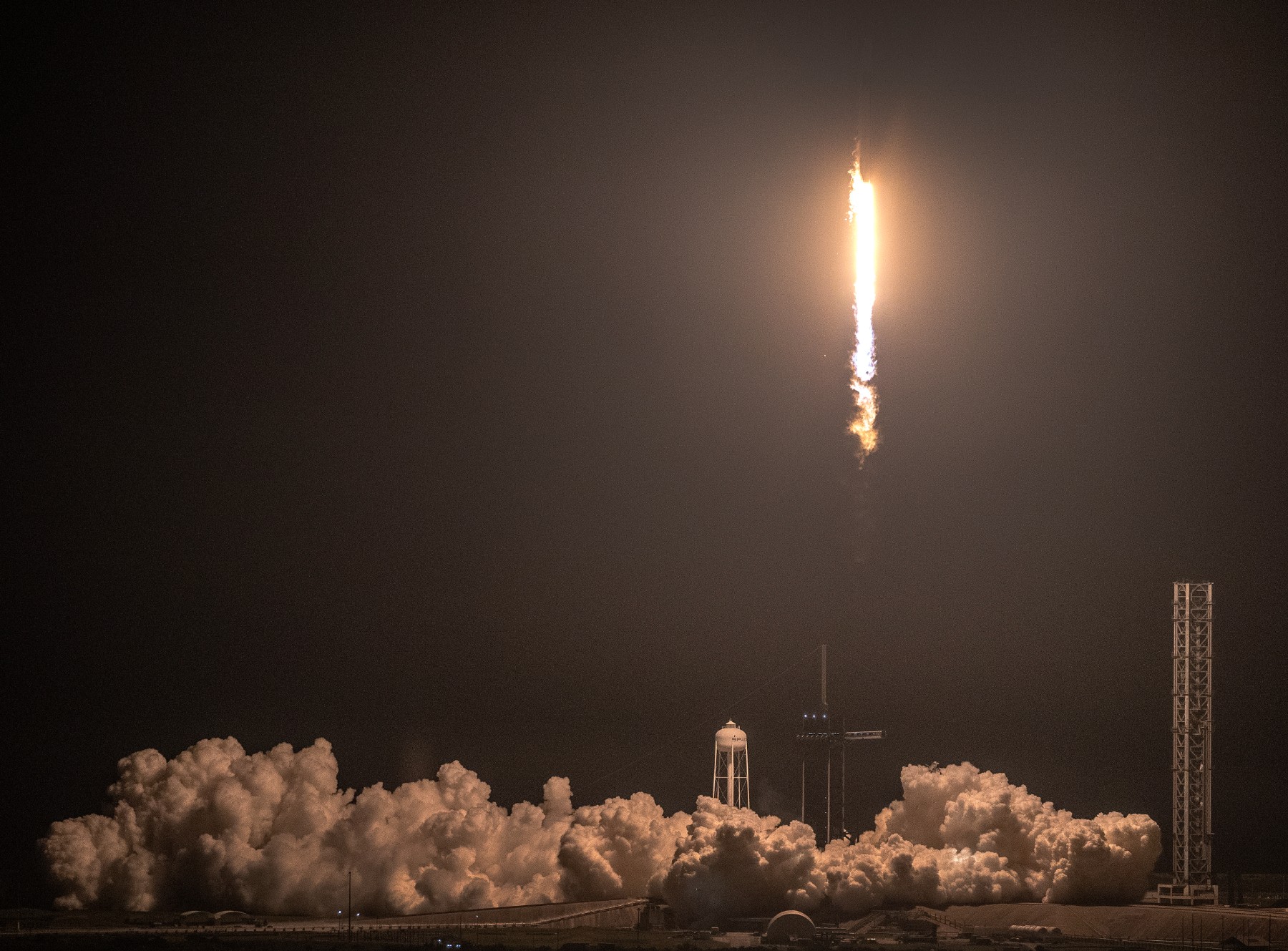 NASA SpaceX Crew-5 се приземи след 5-месечна мисия