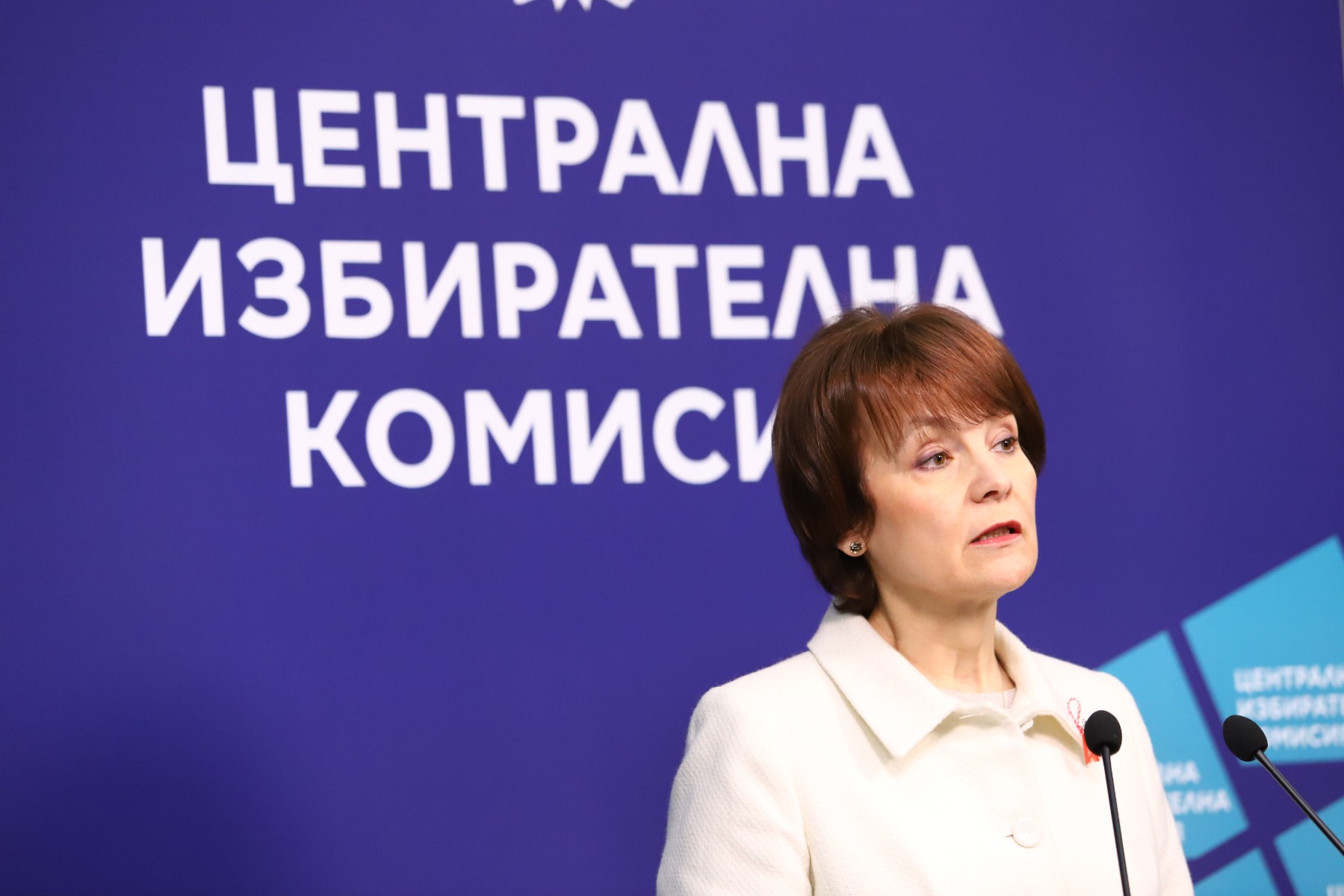 5 621 са кандидатите за депутати на тези избори