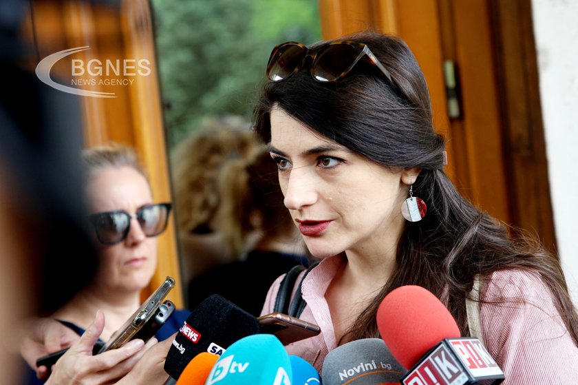 Лена Бориславова: Ротацията е механизъм за взаимен контрол