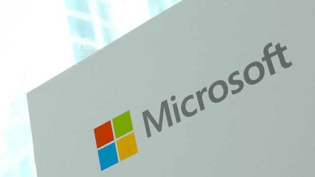 ЕК заплаши да наложи санкции на Microsoft