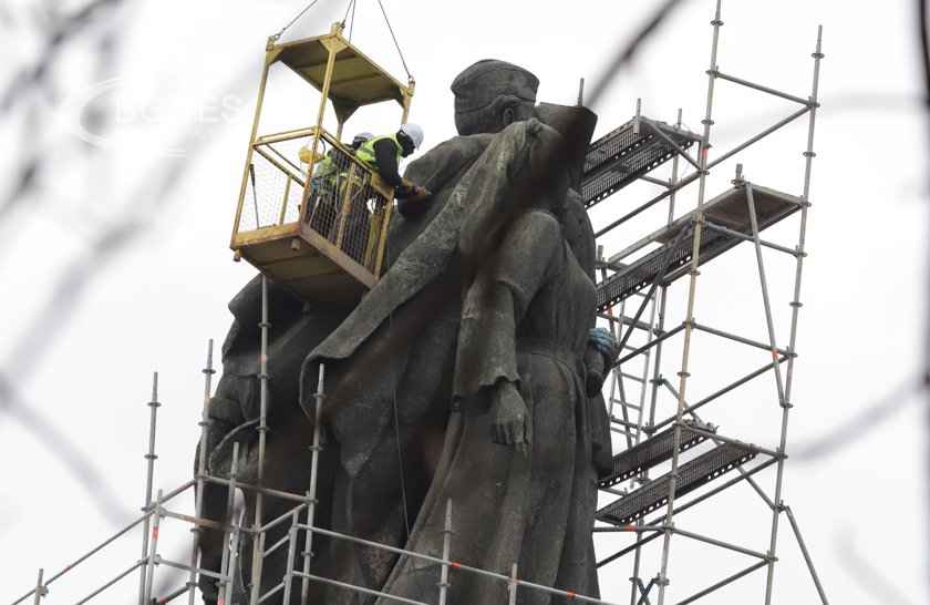 Радев за ПСА: В ход е агресивно настъпление срещу държавността, историята и паметта