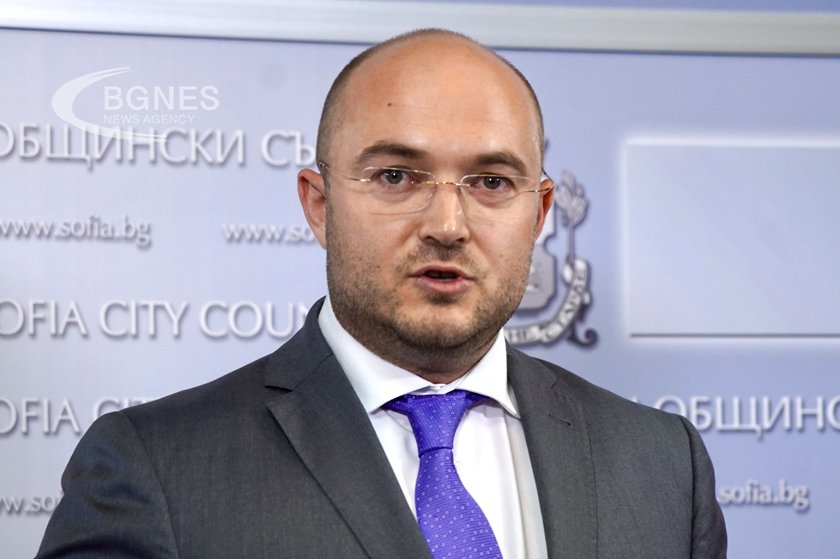 Георгиев: Заплатите на сестрите не се вдигнаха, но на кмета - да