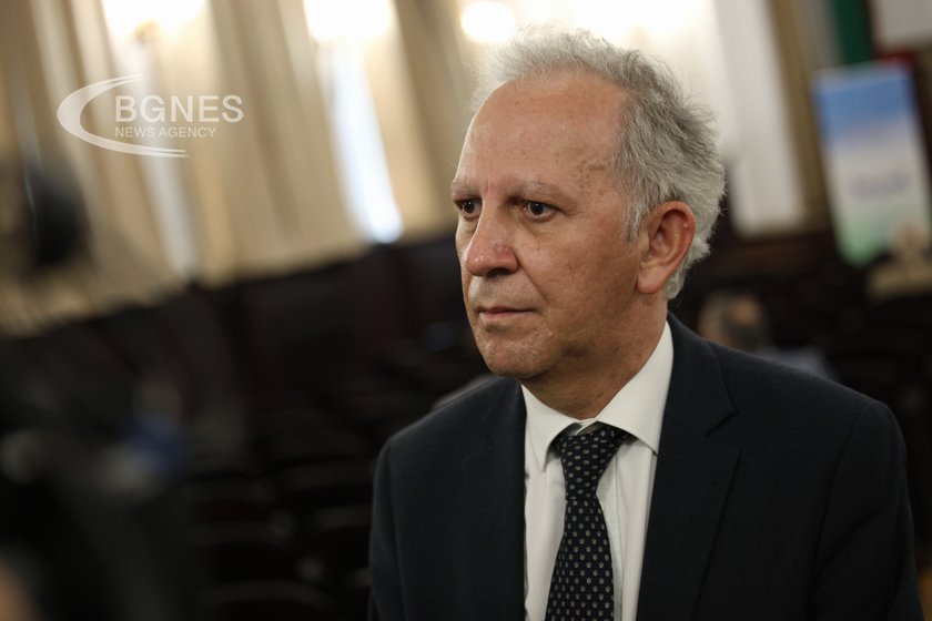 Проф. Вачков: Македонските историци саботират работата на съвместната комисия