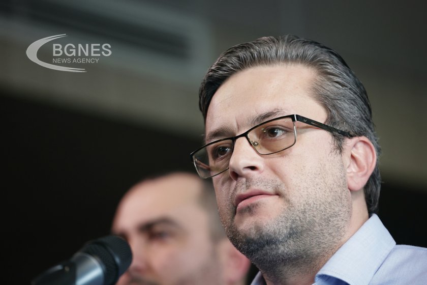 Тома Биков: Искат да унищожат културата, бюджетът е орязан с 35 млн.