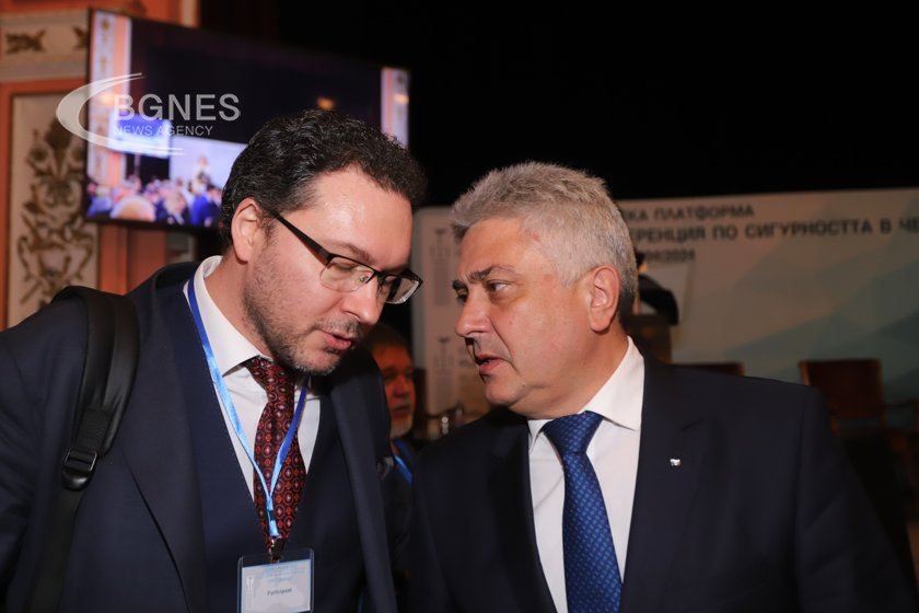 Главчев предлага Даниел Митов да оглави МВнР