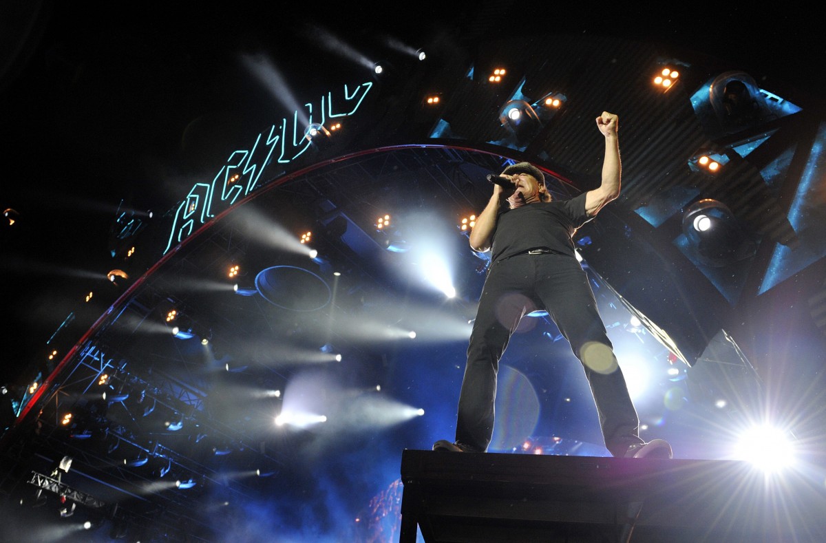 AC/DC се събра отново