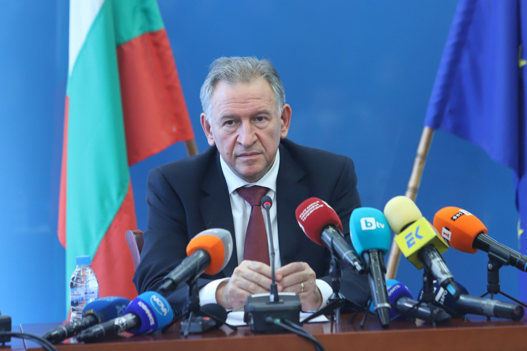 Публика по стадионите и залите само със зелен сертификат