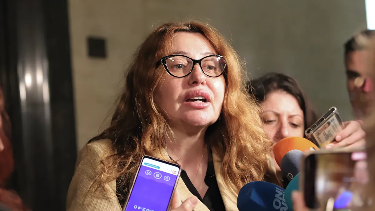 Адвокатът Аделина Натина: Показанията на Петя Банкова за Асен Василев са автентични, има доказателства за твърденията й