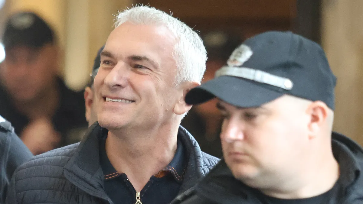 Адвокатите на Ибрямов искат промяна на мярката му за неотклонение заради избора му за депутат