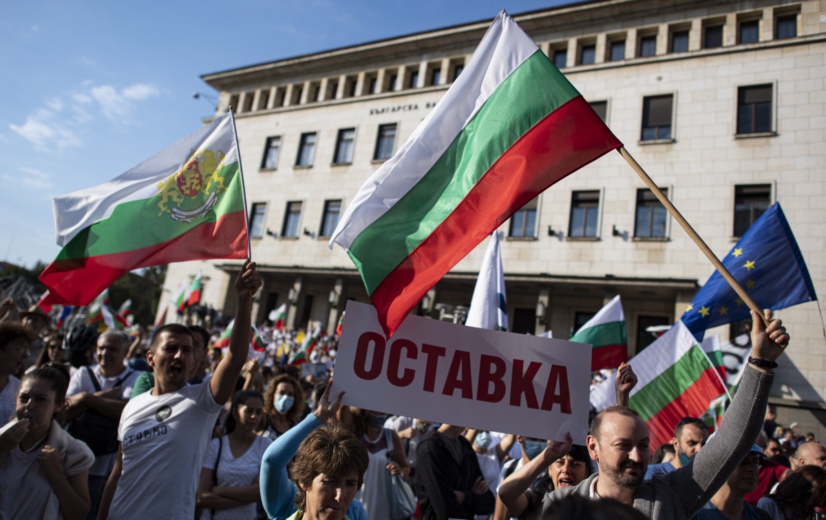 АФП: Българите искат ЕС да вземе отношение за случващото се