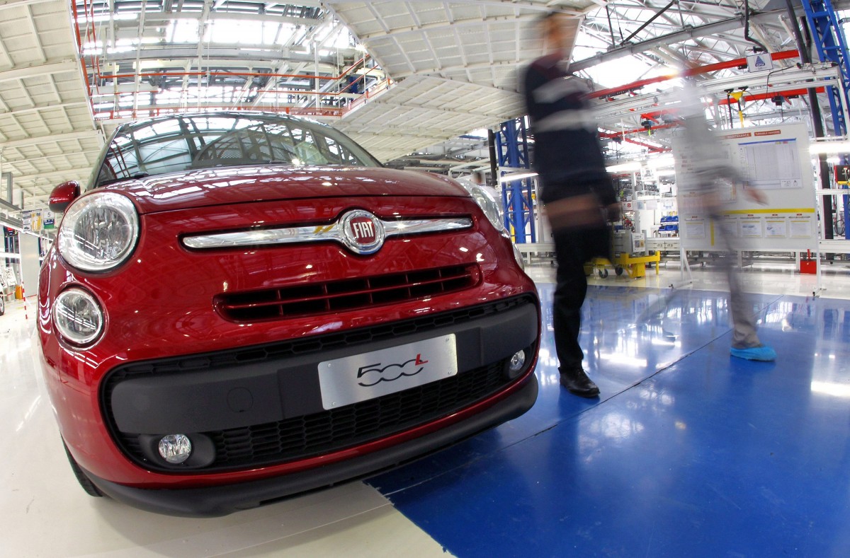 Акционерите на Fiat Chrysler одобриха сливането с PSA