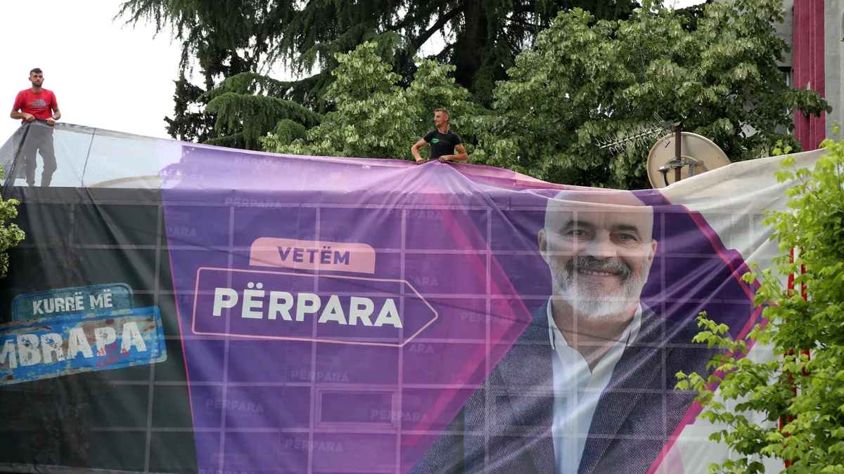 Албания на избори - Рама срещу Бериша