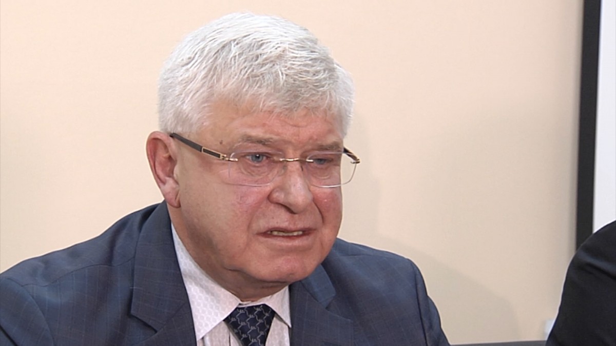 Ананиев: Задълженията на болниците през 2018 г. намаляват