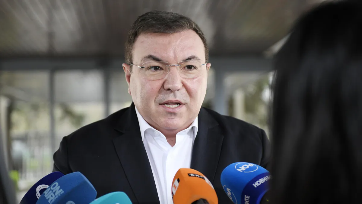 Ангелов: ПП-ДБ са лицемери, целят да дестабилизират правителството; Петков: Ще инициираме нов вот след конвергентния доклад