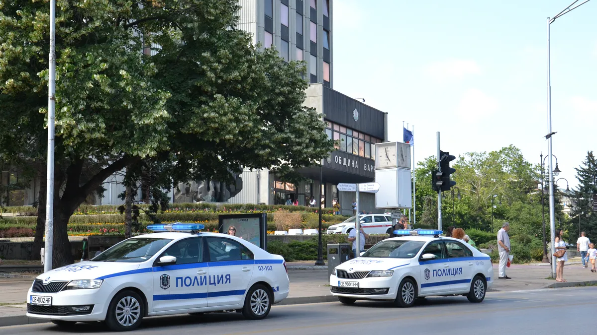 Антикорупционната комисия влезе в дома на Благомир Коцев и в община Варна