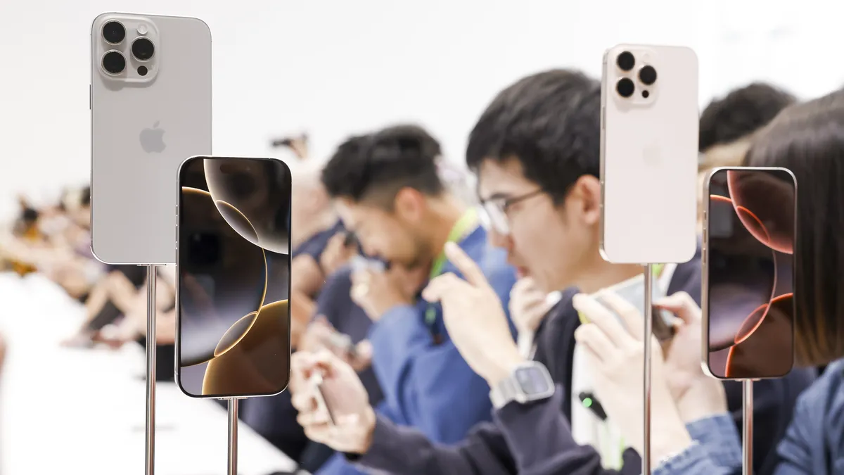 Apple представи новия iPhone 16 с интегриран изкуствен интелект