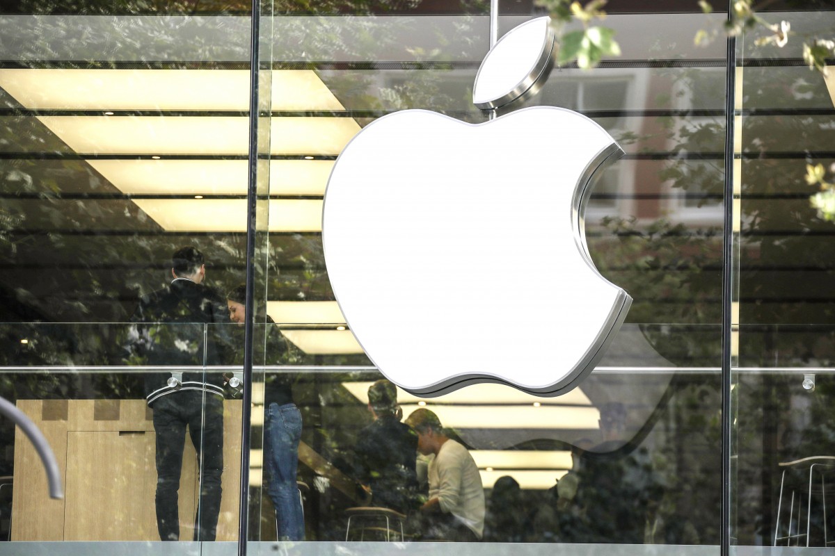 Apple работи върху собствена сателитна система