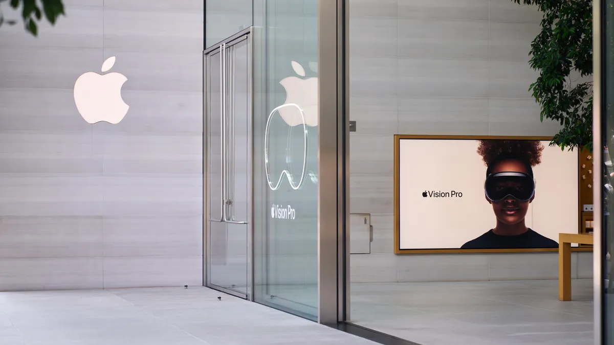 Apple ще инвестира допълнително 100 милиарда долара в САЩ