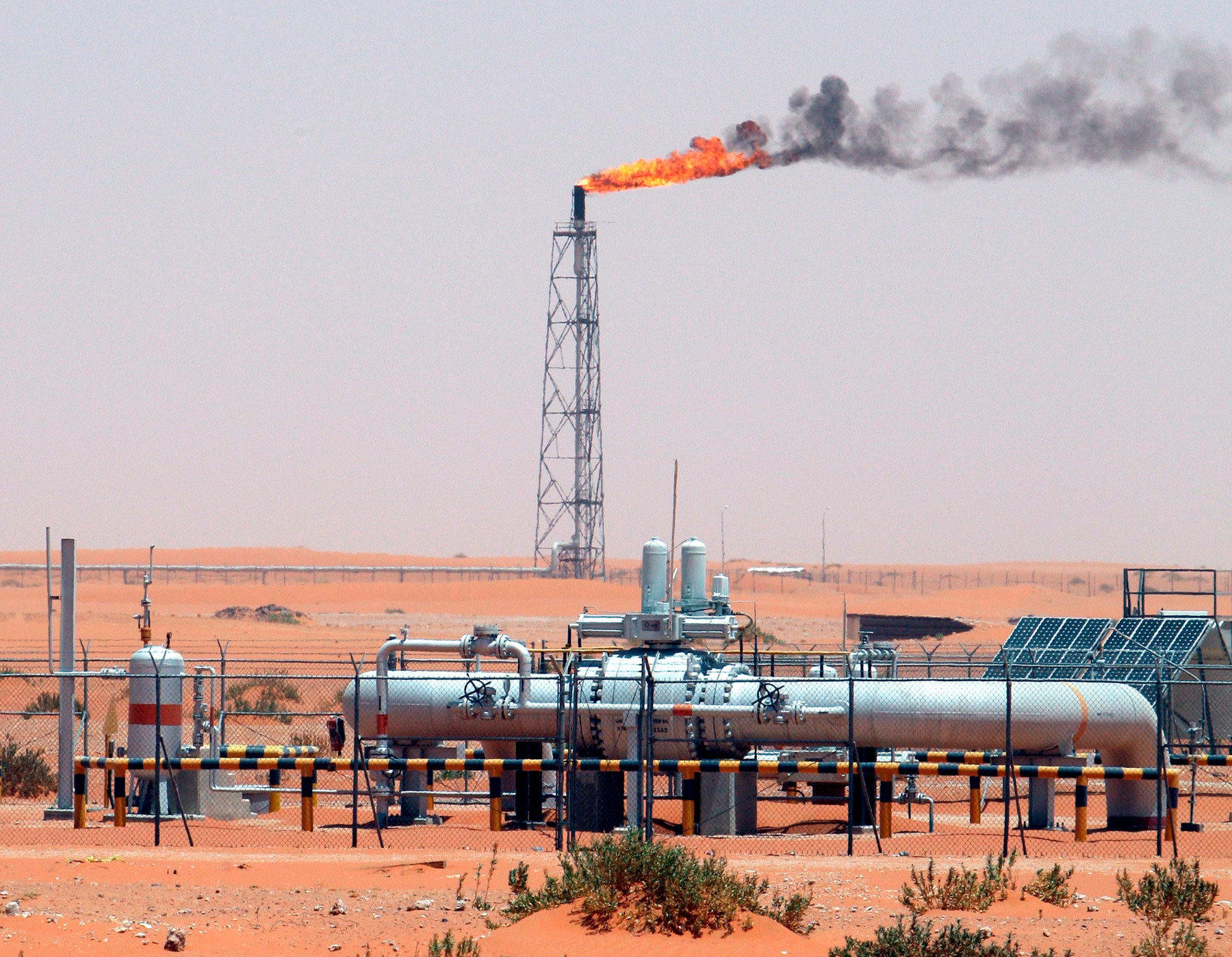 "Aramco": Саудитският държавен петролен гигант с печалба от 161 млрд. долара