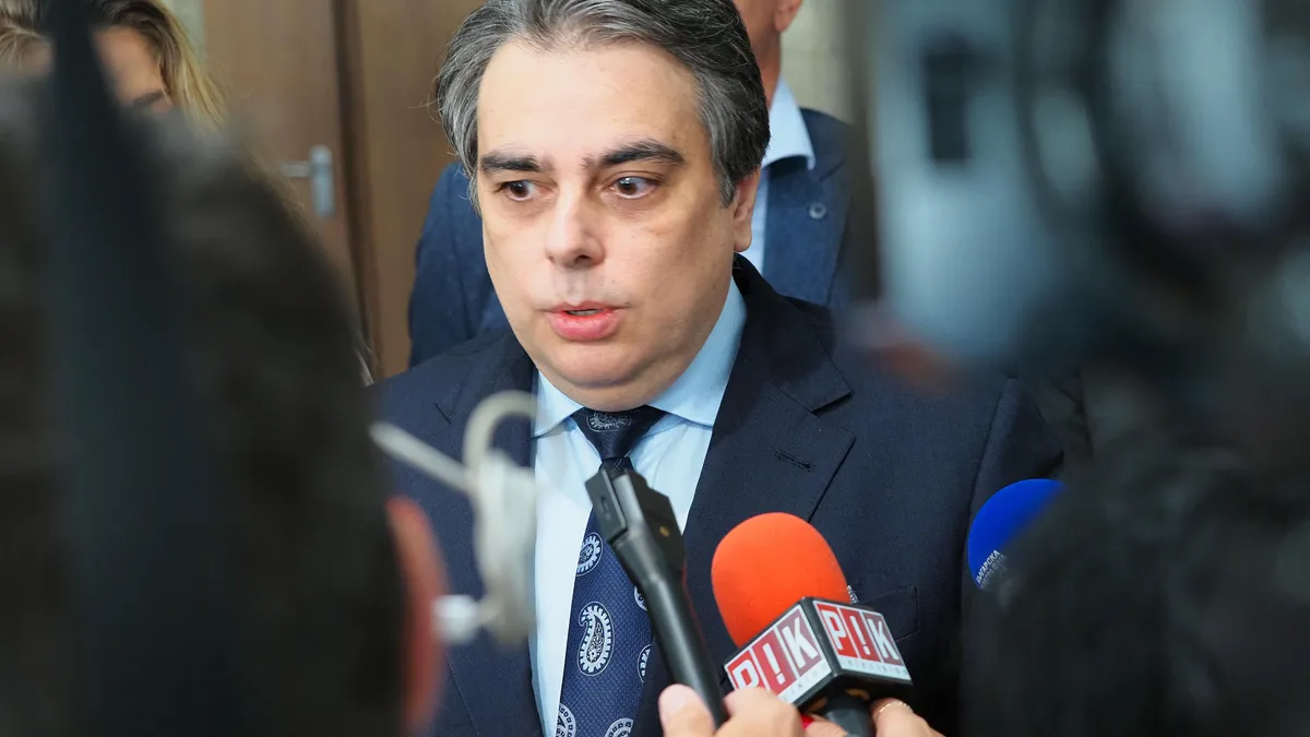 Асен Василев: МВР излъга грозно