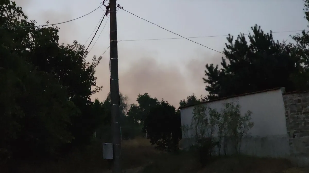 Аспиратор подпали хижа "Момина скала", пожарът е загасен