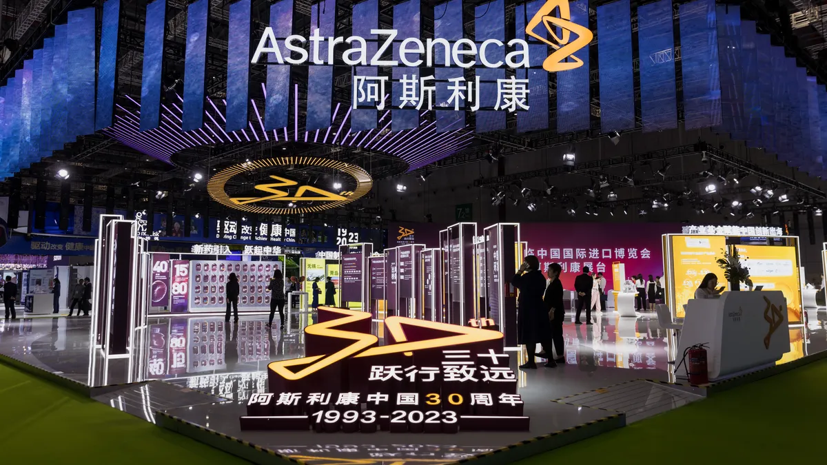 AstraZeneca инвестира 2,5 млрд. долара в нов научноизследователски център в Китай