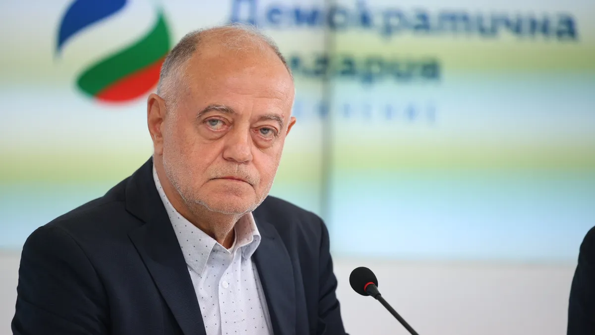 Атанасов: Г-н Борисов, да седнем на една маса и да развържем всички възли