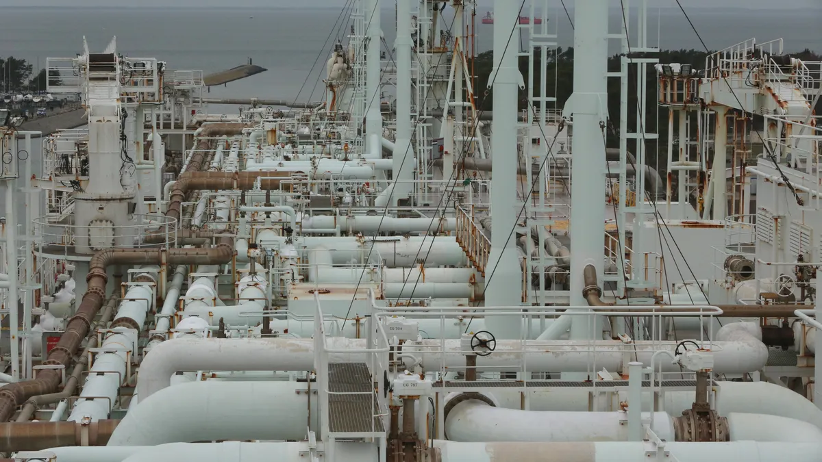 Австралия може да се сблъска с недостиг на газ след 2 г. 