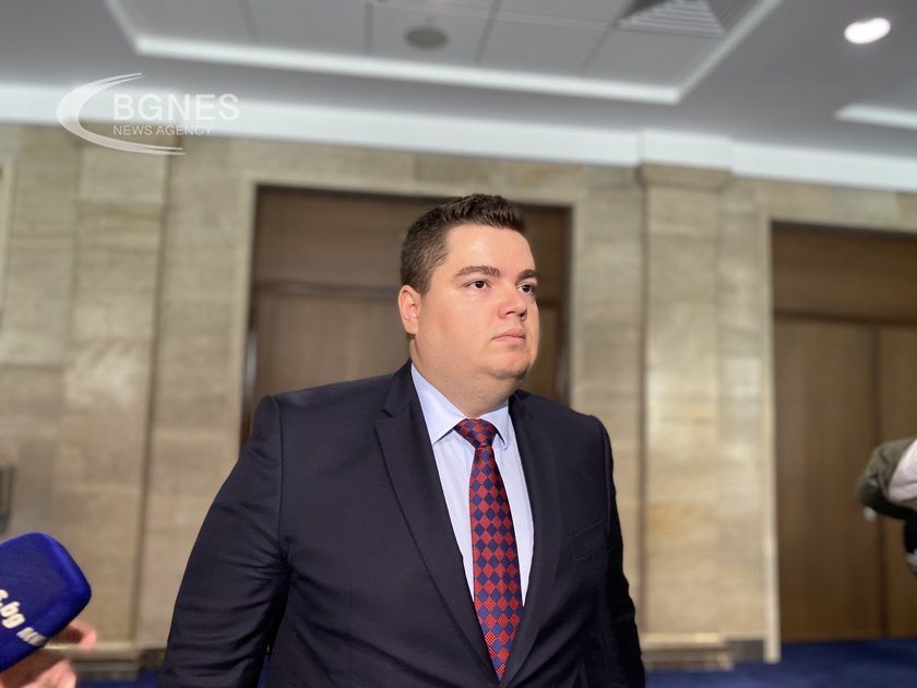 Стоев: Започва приемане на точки по ПВУ, Шенген и Еврозоната 