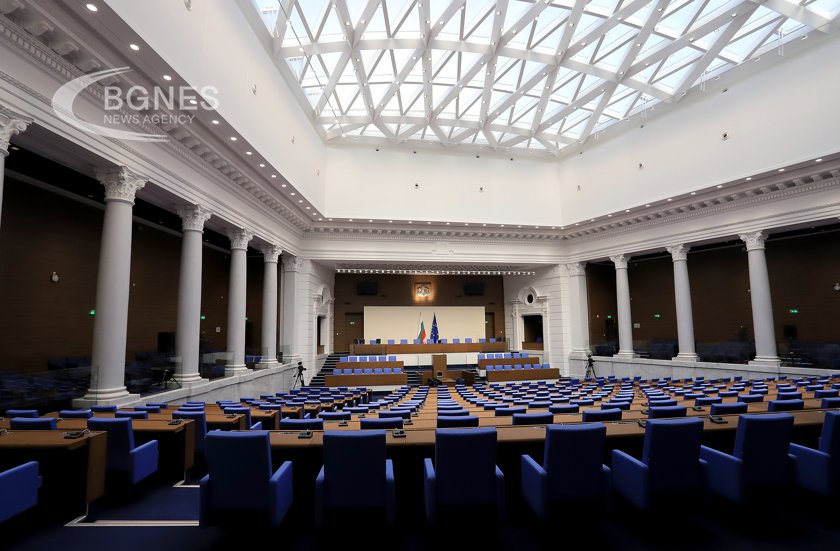 Парламентът ще заседава в зала „Света София“ от 1 септември