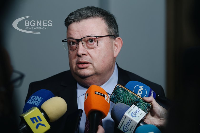 Прокурорската колегия ще изслуша Сотир Цацаров