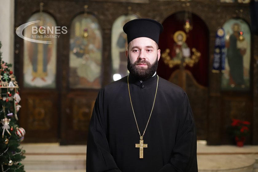 Отец Спас Рангелов: Възкресението на Лазар показва, че за Христос няма невъзможни неща