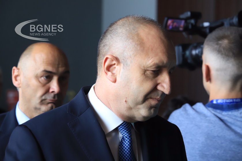 Радев: Странно е как НС с ниска легитимност ще работи за конституционни промени