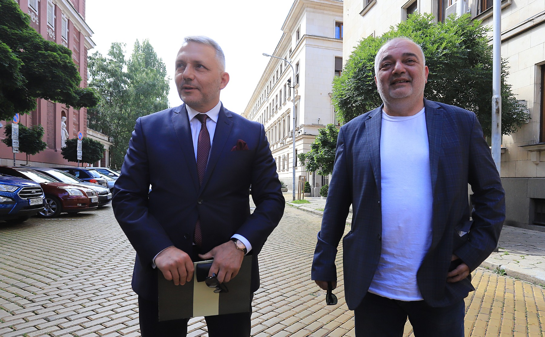 Бабикян и Хаджигенов със сигнал до правосъдния министър за нарушения в затворите