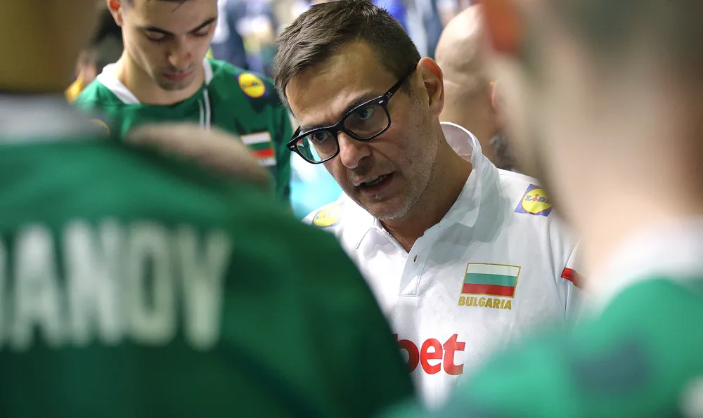 България взе гейм на Полша, но загуби първия си мач във Фукуока