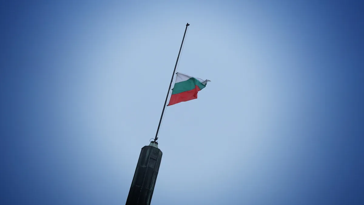 Българските партии изразиха съпричастност в Деня на национален траур: Скърбим с македонските ни събратя