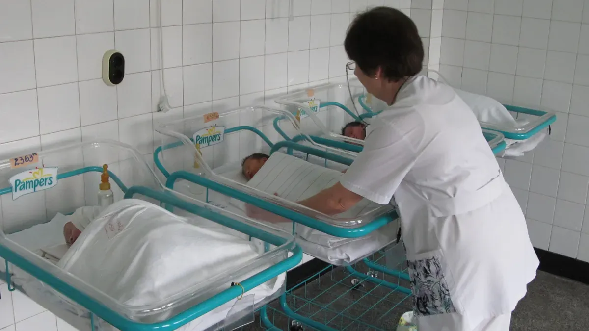 Бебета, заченати с ДНК от трима души, се родиха без наследствени заболявания