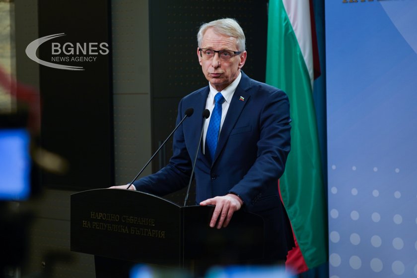 Денков за Меморандума: Не става дума за търговия, поставяме въпроси за попълване състава на регулаторите