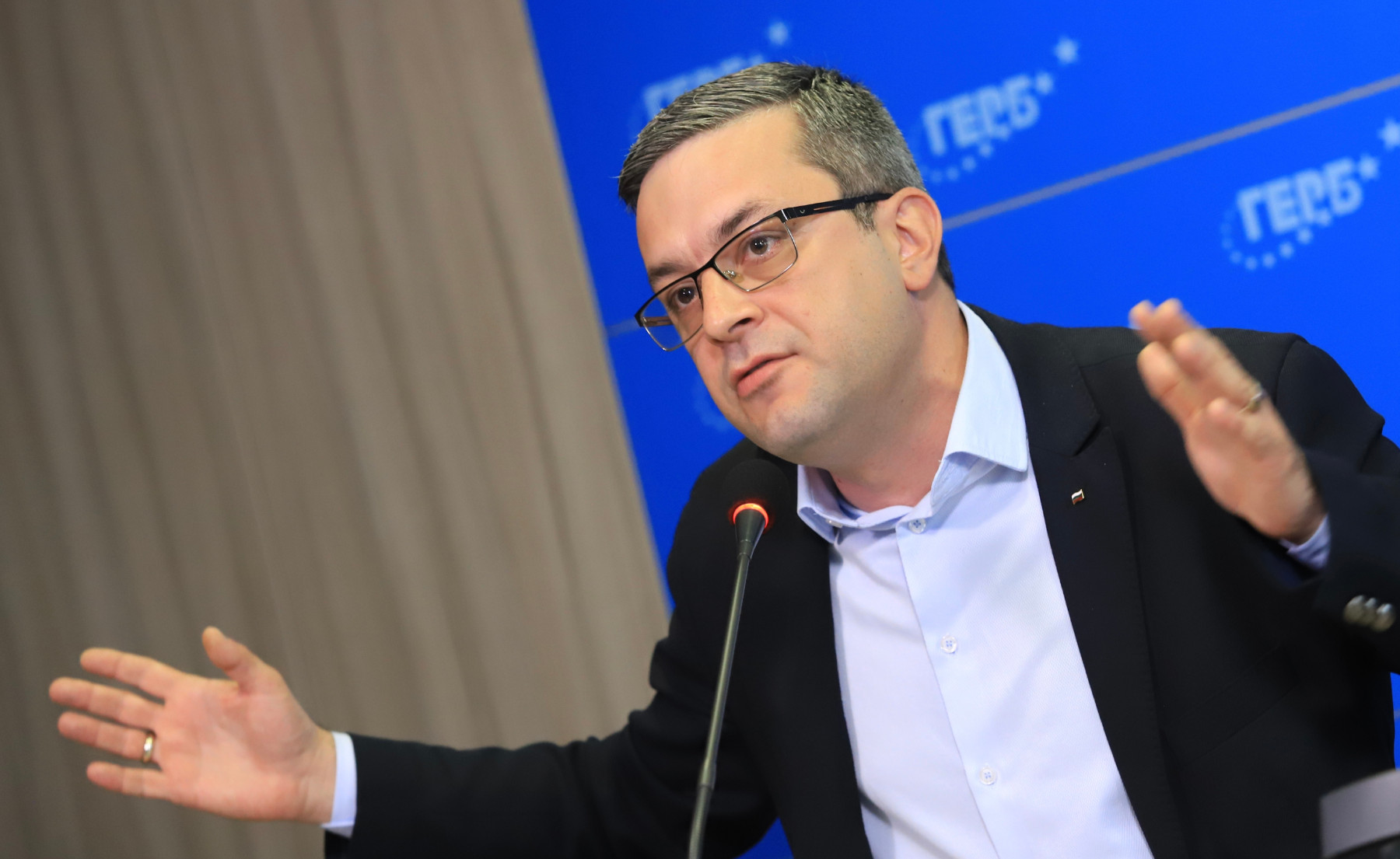 Биков: Хаджигенов и Дончева са адвокати на престъпници