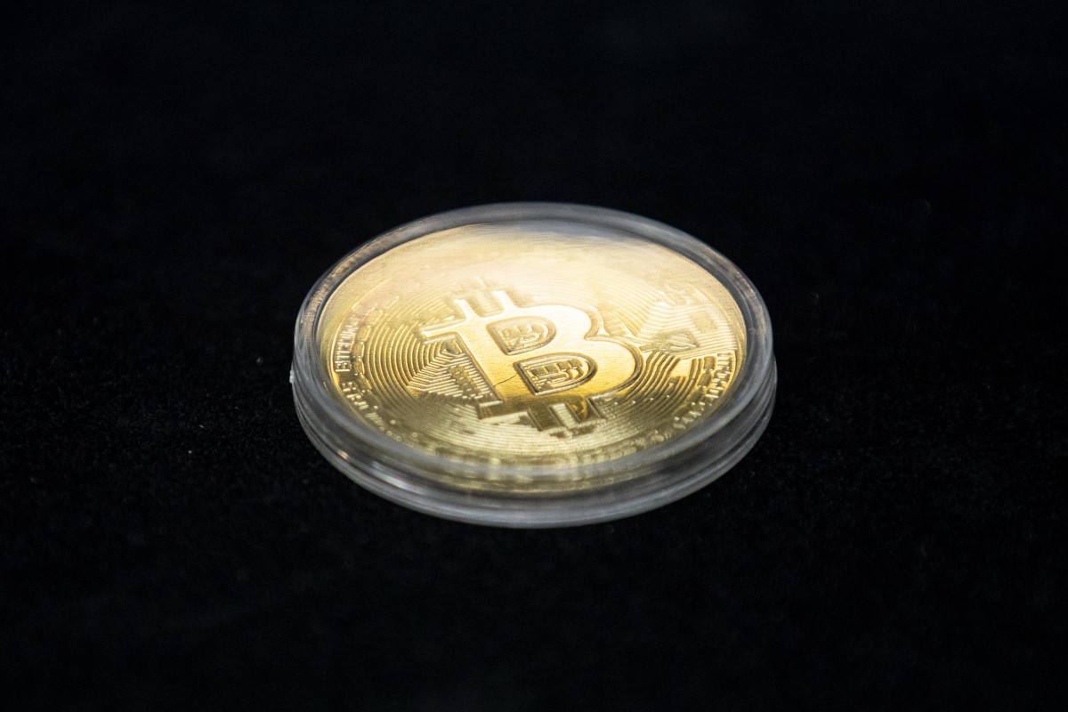 Биткойнът достигна рекордното ниво от над 24 000 долара