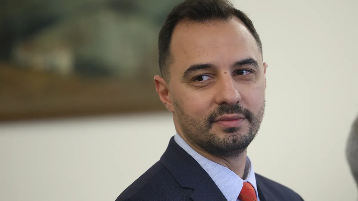 Богдан Богданов: Разговорите за правителство са параван, назначават хора на Пеевски в местната власт