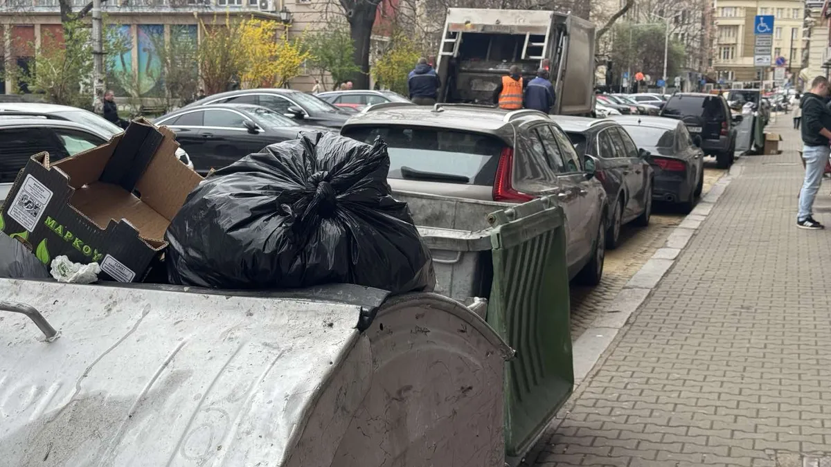 Боклукчийските камиони тестват търпението на шофьорите на София